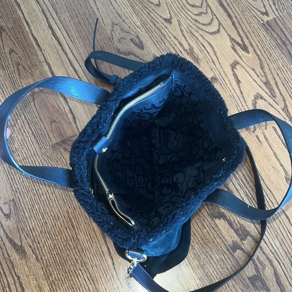Ugg Australia Quinn Tote Suede Bag In Black - Picture 5 of 10